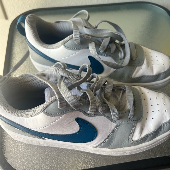 Nike Shoes - Women Nike shoes